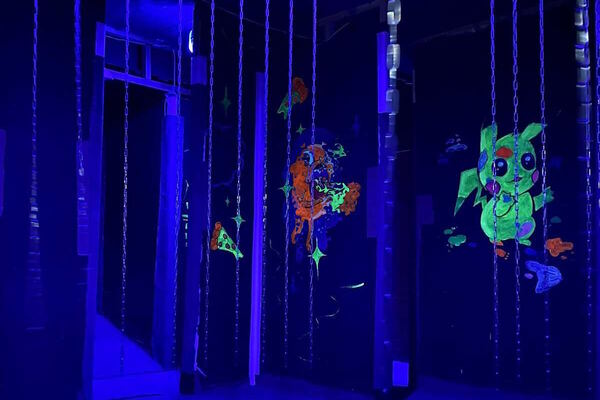 Прятки в лабиринте. Зомби