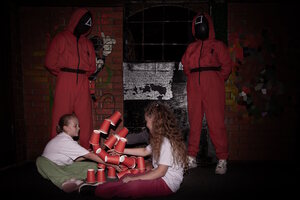 Фотография экшн-игры Прятки. Игра в кальмара от компании выХод (Фото 3)